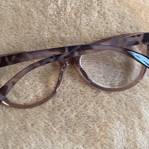 5 pair of glasses - Picture 4 of 6